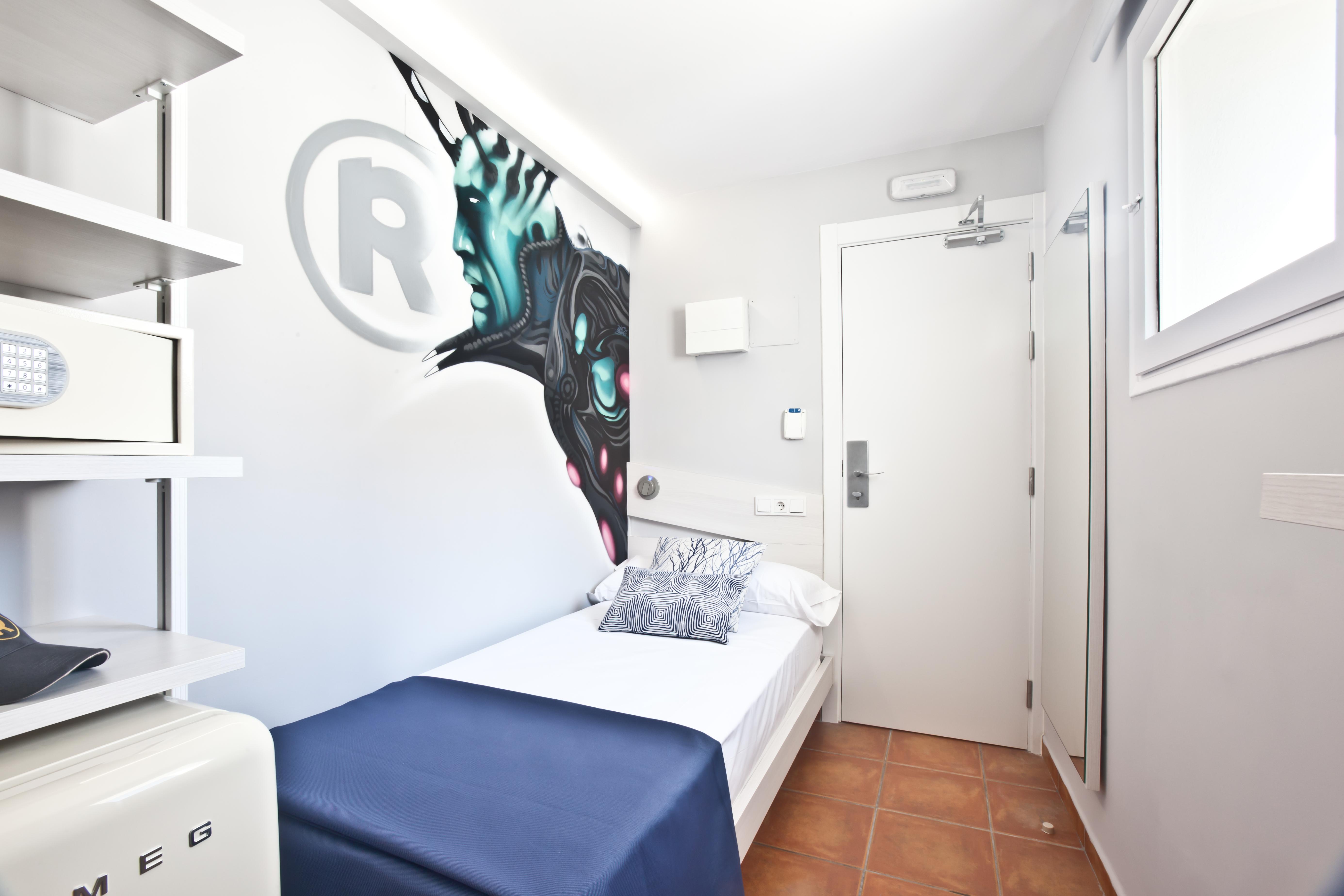 Ryans La Marina (Adults Only) Hotel Ibiza-stad Buitenkant foto