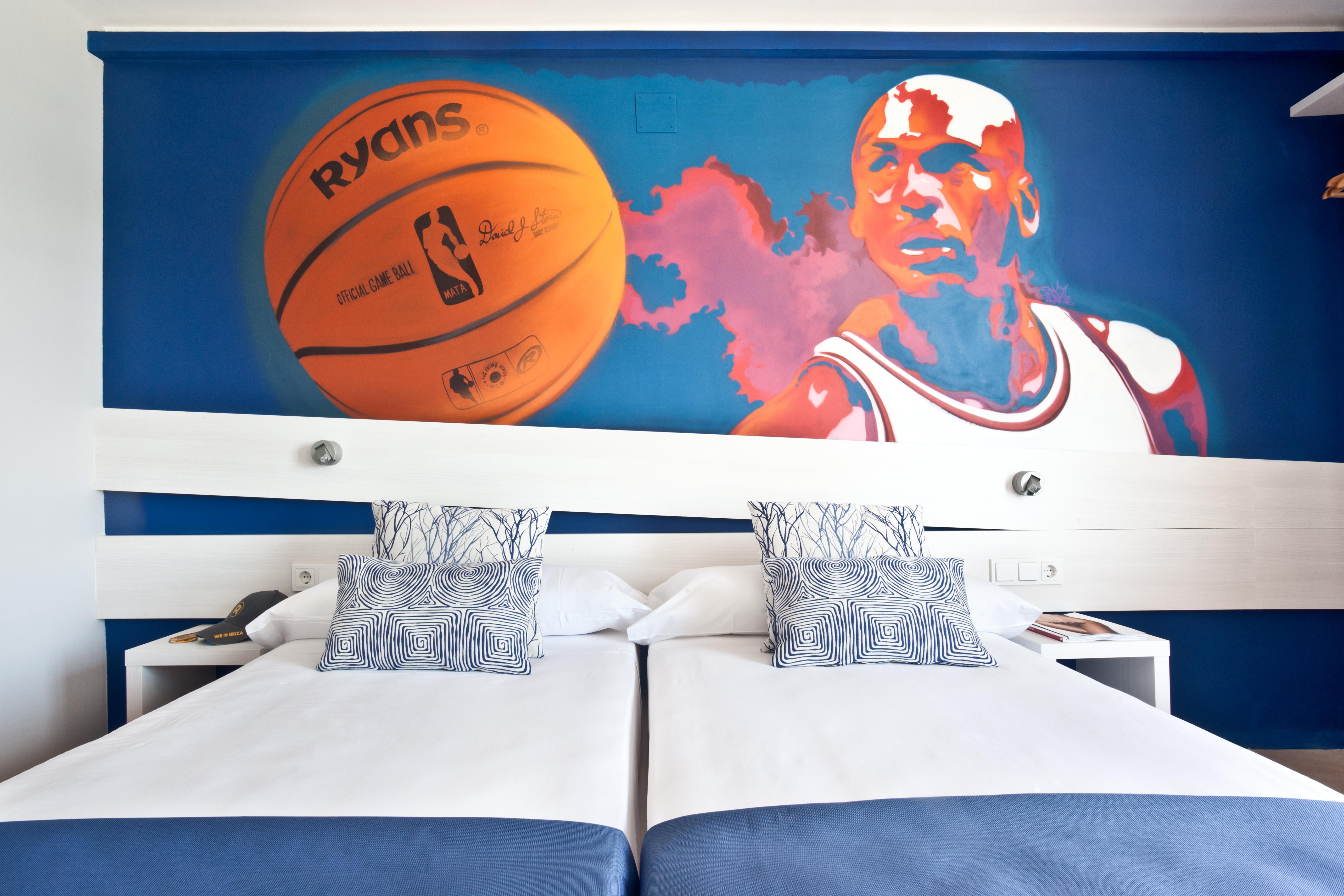 Ryans La Marina (Adults Only) Hotel Ibiza-stad Buitenkant foto