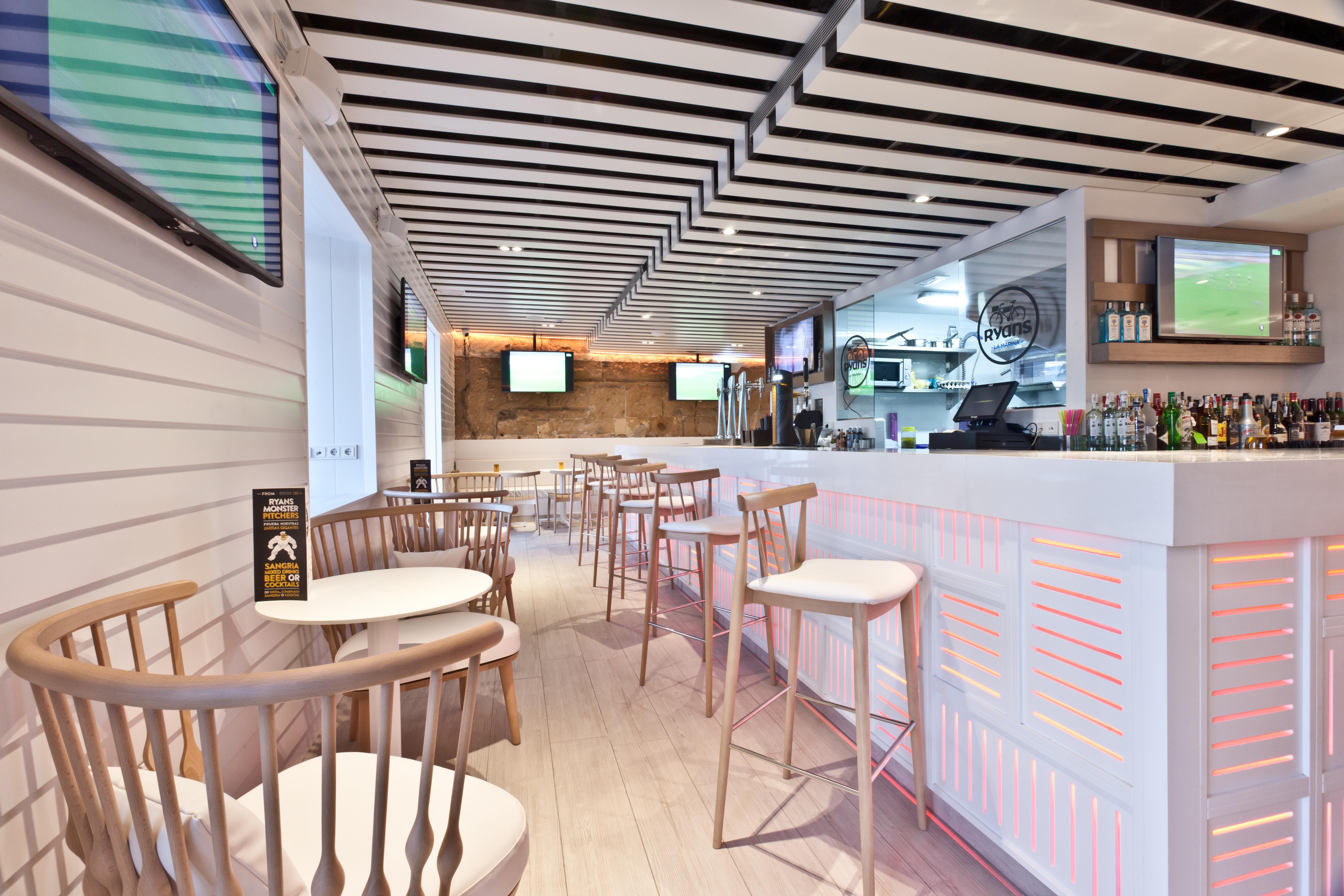 Ryans La Marina (Adults Only) Hotel Ibiza-stad Buitenkant foto