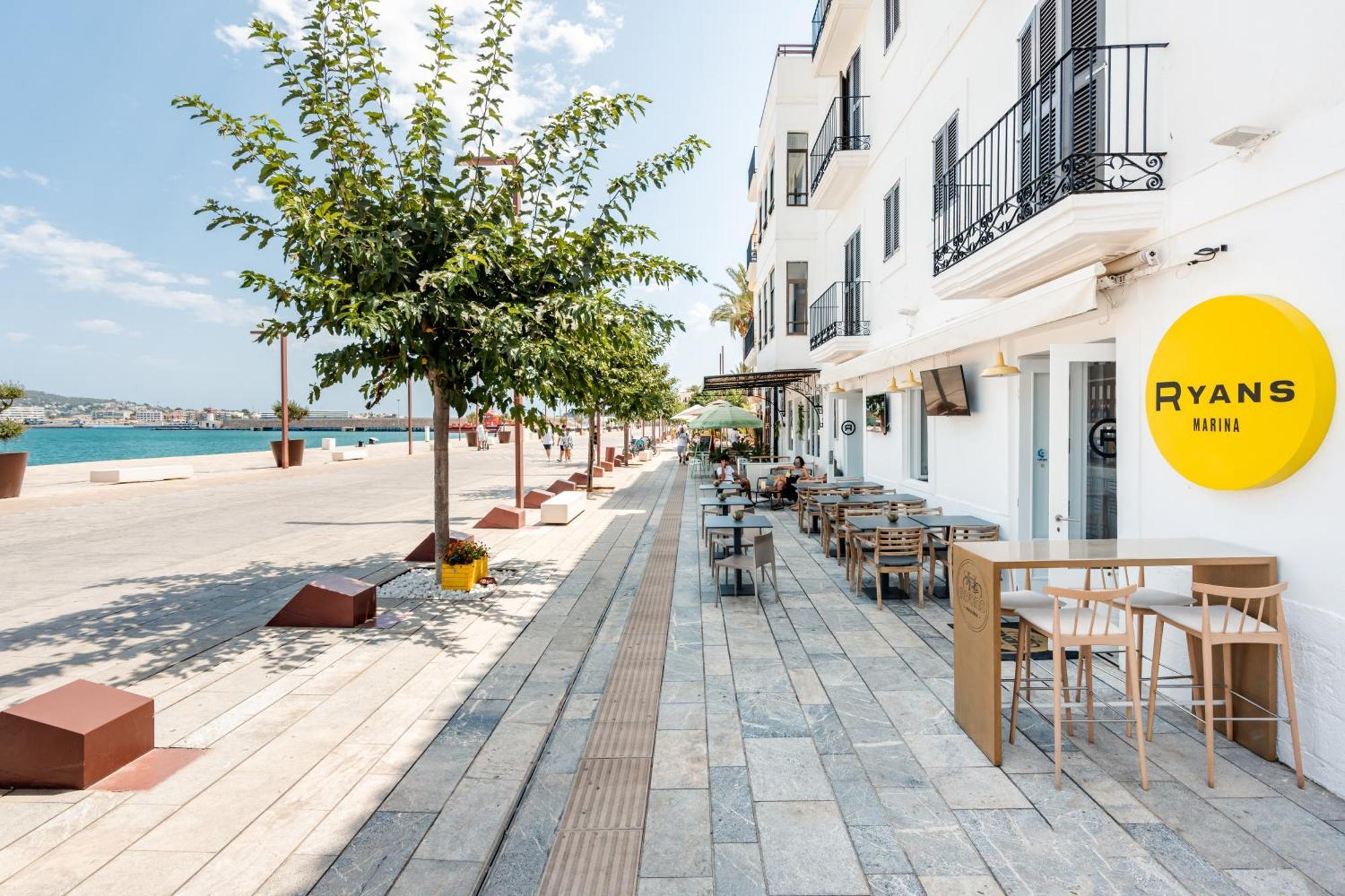 Ryans La Marina (Adults Only) Hotel Ibiza-stad Buitenkant foto