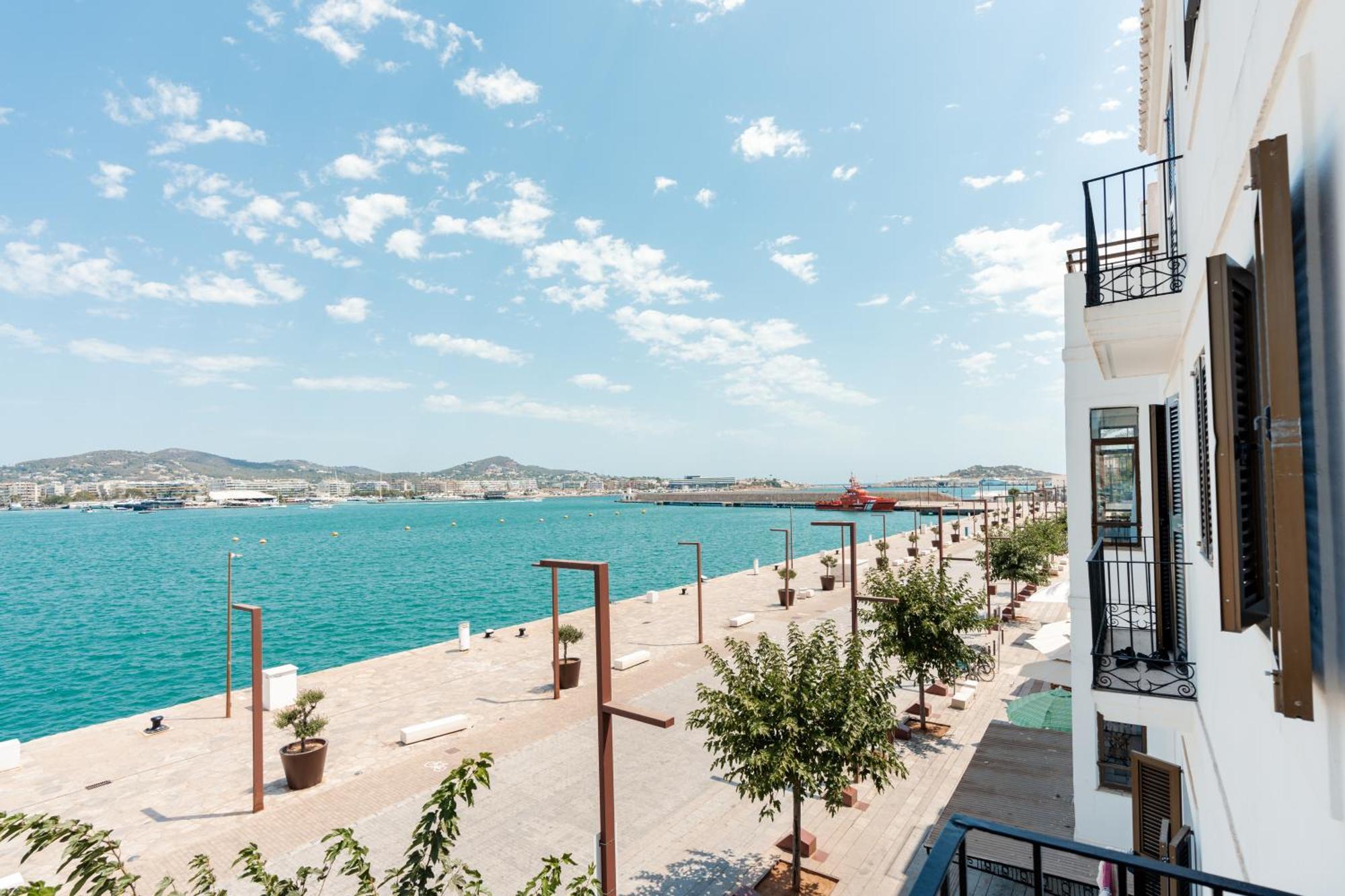 Ryans La Marina (Adults Only) Hotel Ibiza-stad Buitenkant foto