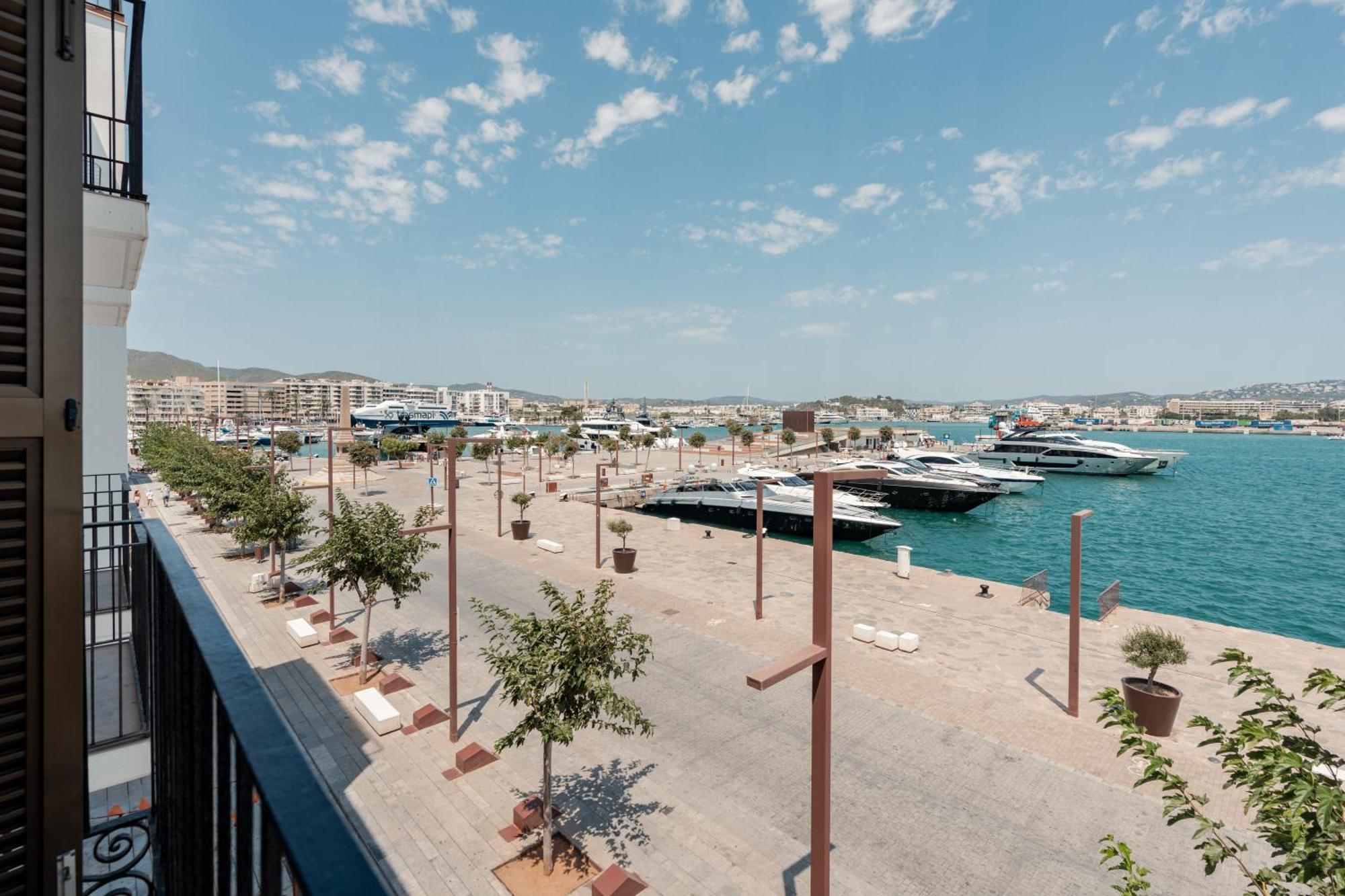Ryans La Marina (Adults Only) Hotel Ibiza-stad Buitenkant foto