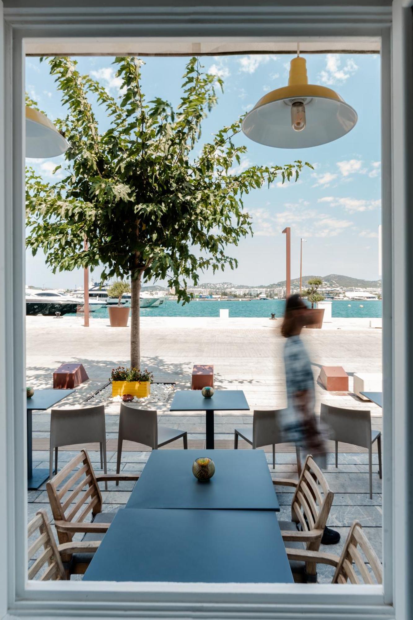 Ryans La Marina (Adults Only) Hotel Ibiza-stad Buitenkant foto