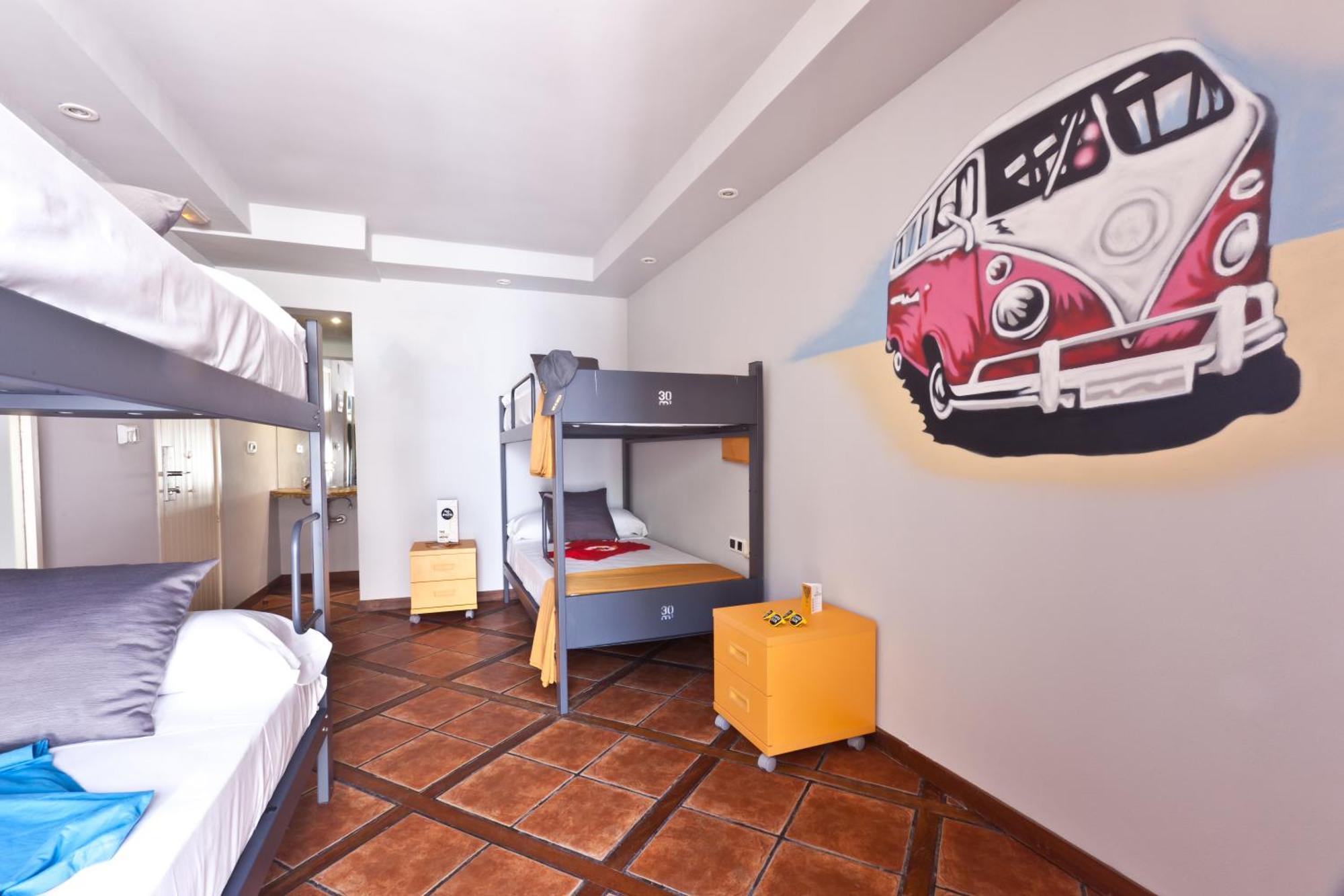 Ryans La Marina (Adults Only) Hotel Ibiza-stad Buitenkant foto